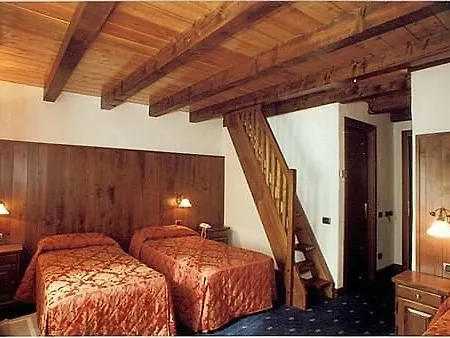 Bellevue 3* שמפולוק